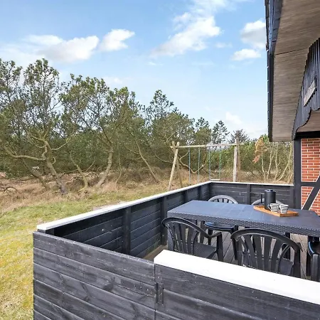 Holiday home Alena - 1km From The Sea In Western Jutland By Interhome